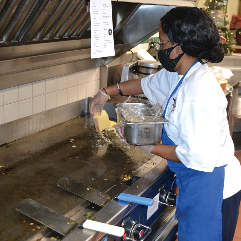 Dishwasher / waiters / servers / food service staff – Wolfoods – Job  Waynesboro, PA